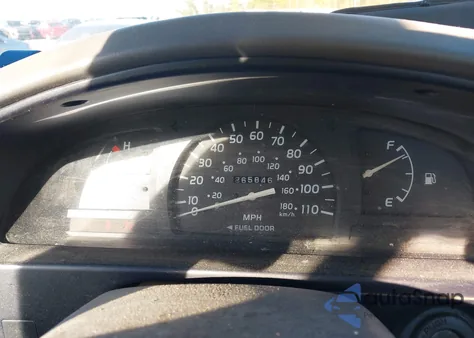 2002 Toyota Tacoma z USA, uszkodzony, nr VIN 5TEPM62NX2Z083065